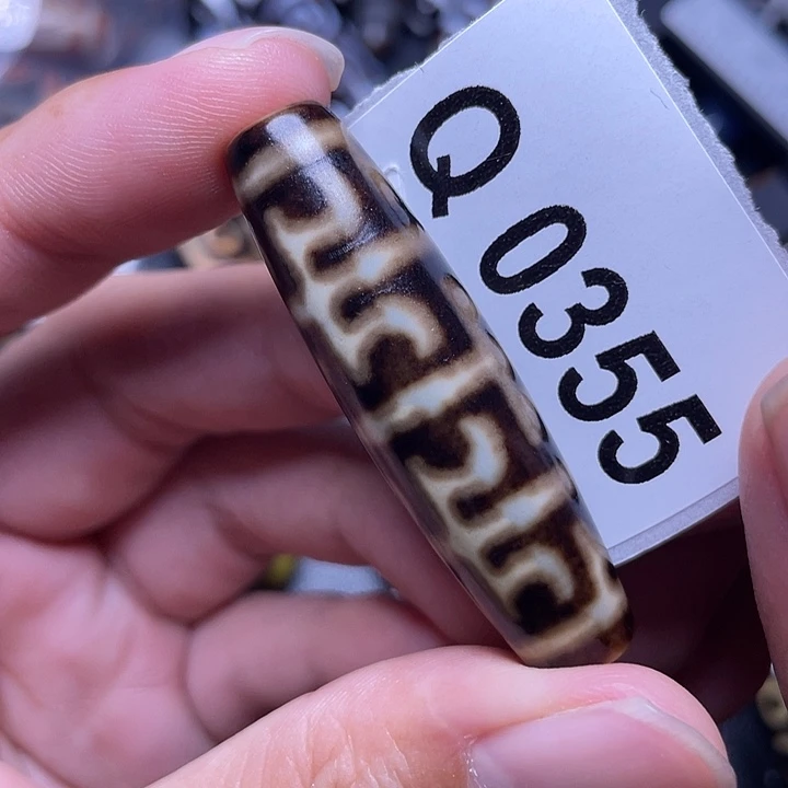 玛瑙/玉髓颈饰未镶嵌微瑕裂