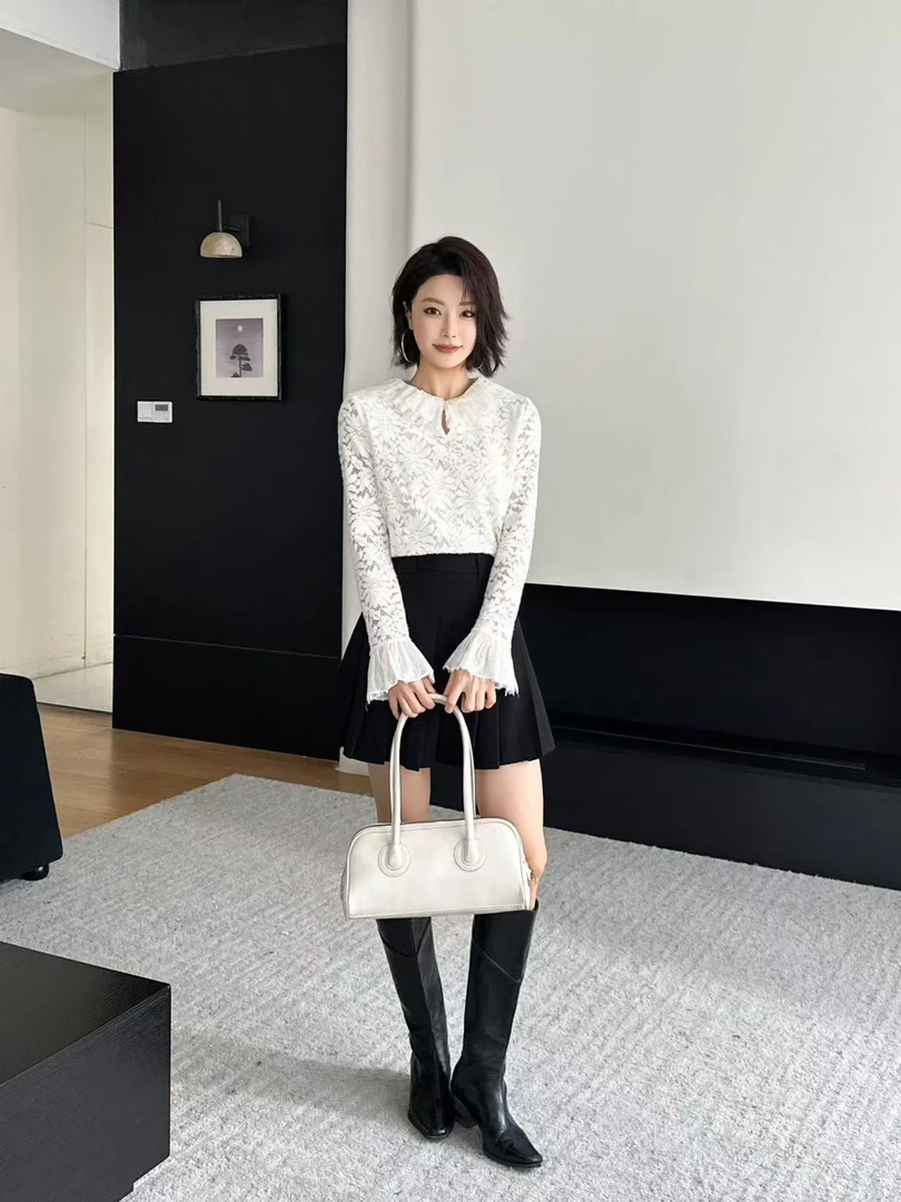 S•K时尚简约 磨毛圆领蕾丝打底衫时尚气质洋气修身长袖百搭衬衫