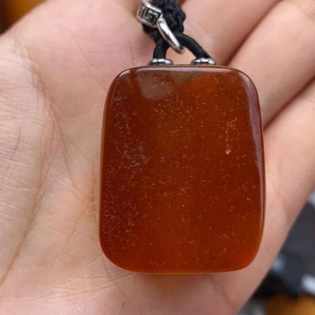 琥珀吊坠(赠链)未镶嵌