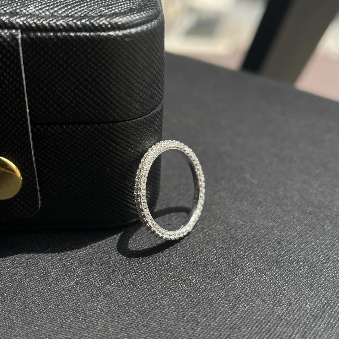 925银合成锆石戒指 Uco VanS925银轻奢气质百搭素圈满钻排戒单圈