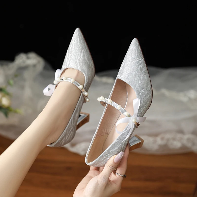 2025爆款不累脚高跟鞋粗跟主婚纱婚鞋女法式百搭气质优雅尖头单鞋