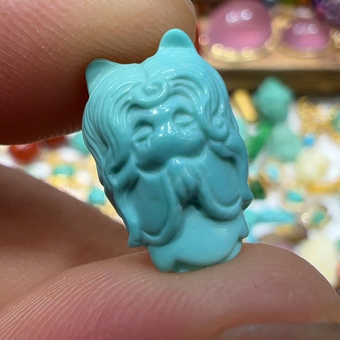 绿松石颈饰未镶嵌