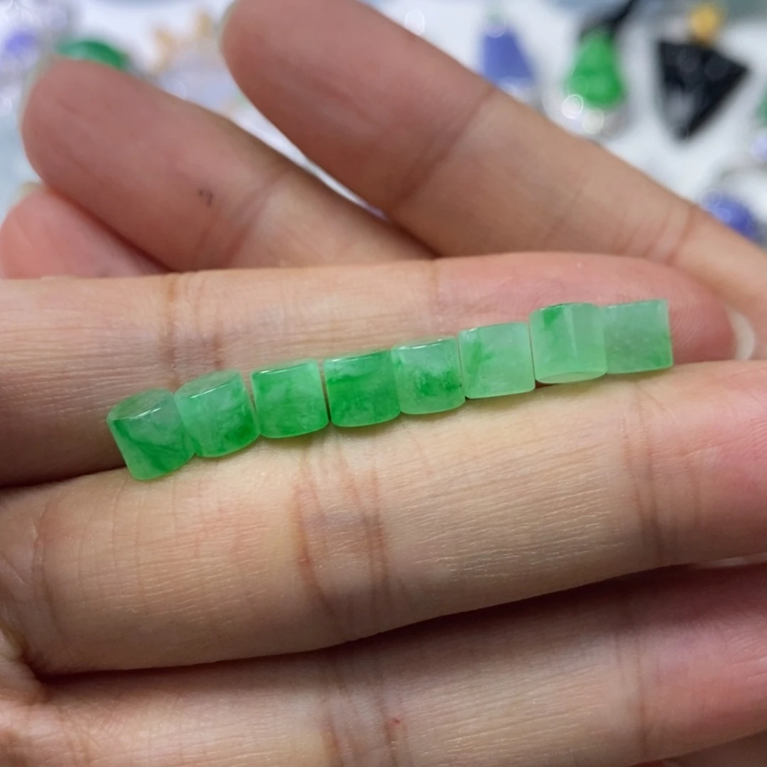 未镶嵌手链翡翠缅甸