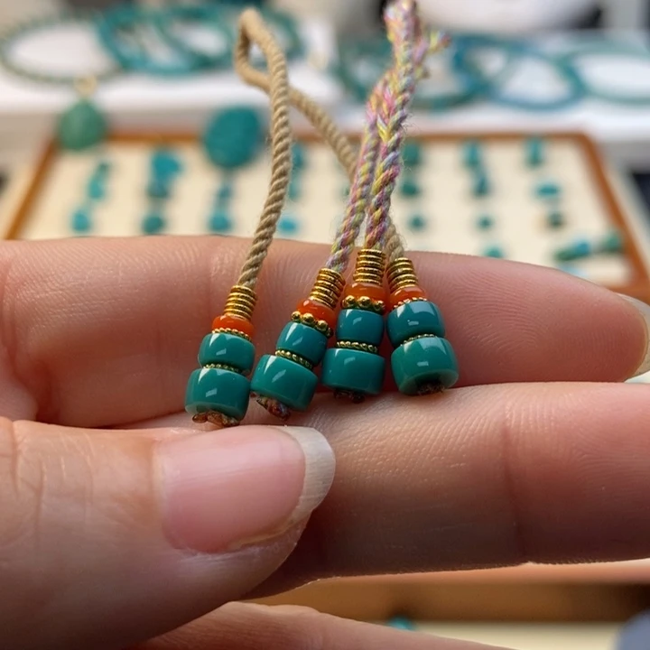 绿松石配饰未镶嵌两*贝