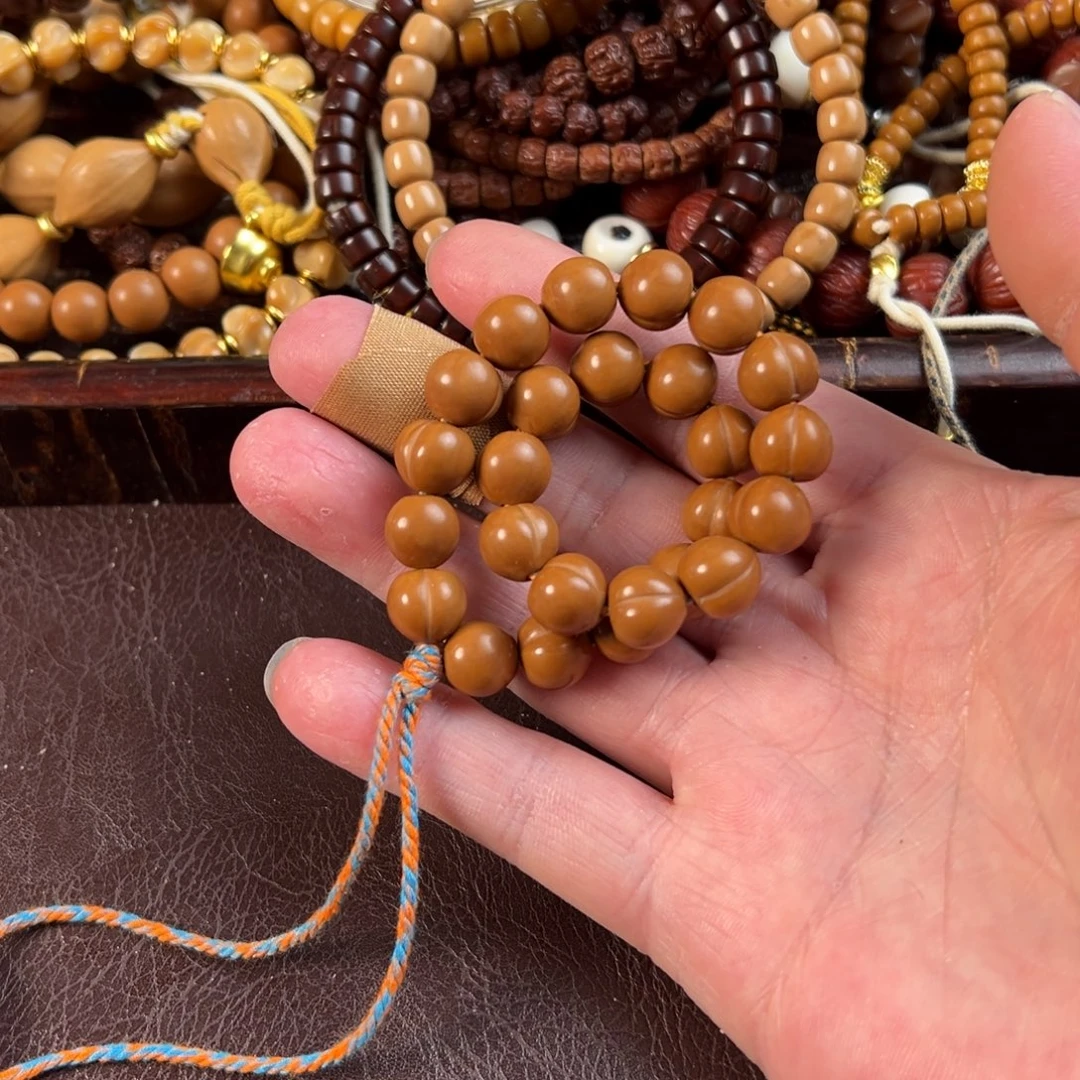 吊坠星月菩提小屁桃