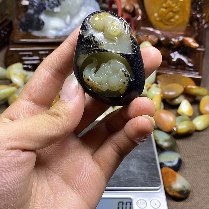 和田玉未镶嵌挂件