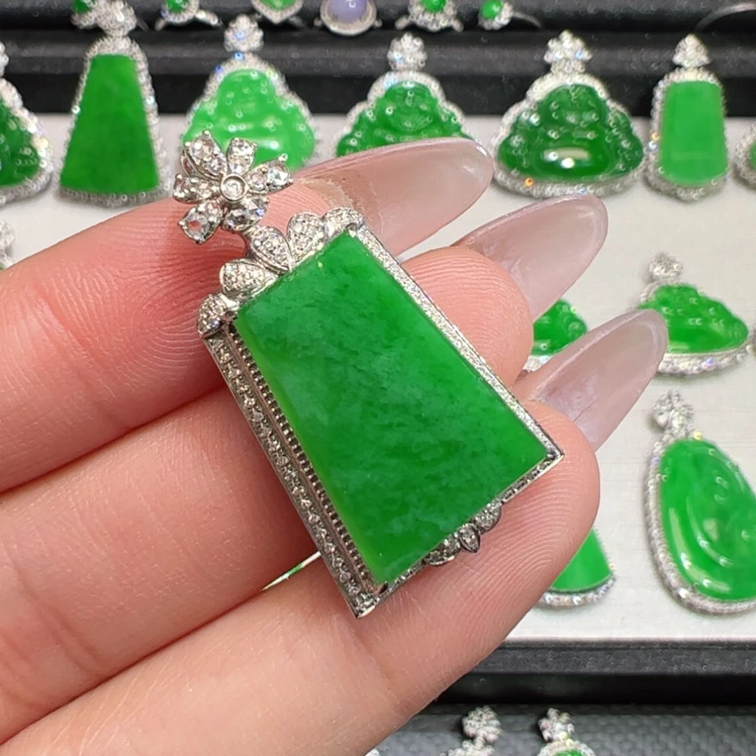 翡翠18K金镶嵌吊坠(不含链)