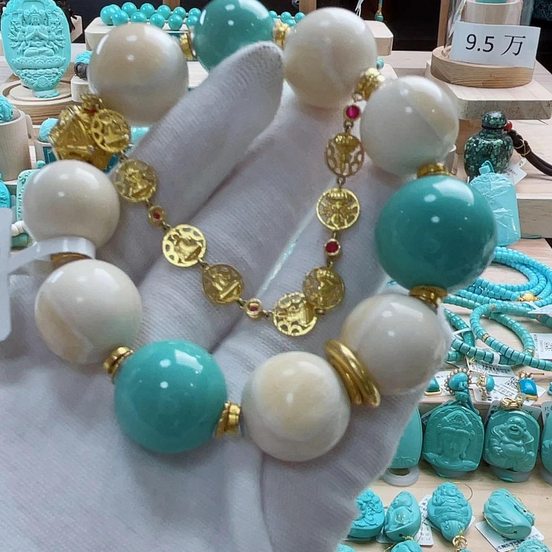 未镶嵌绿松石珠宝奇石