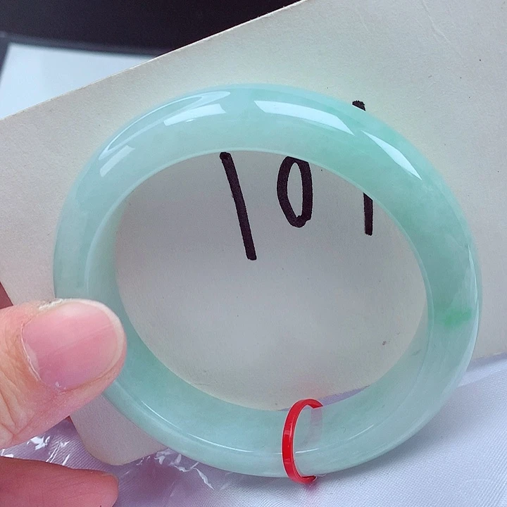 翡翠未镶嵌手镯翡翠