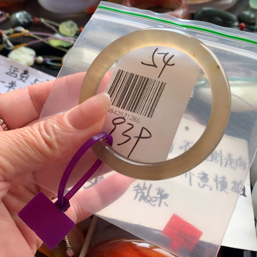 手镯玛瑙/玉髓未镶嵌54