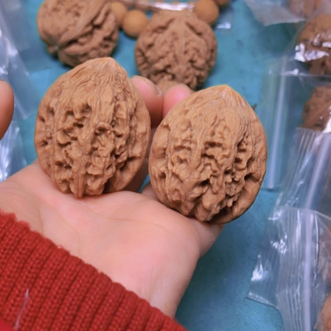 【闪购商品】摆件核桃37.5大沽石有修