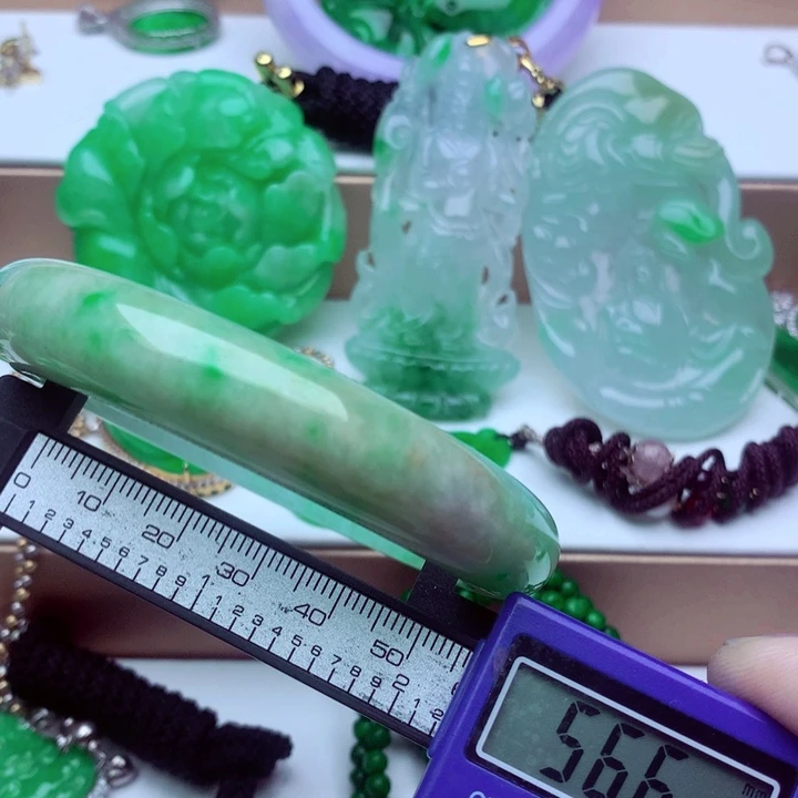 未镶嵌手镯翡翠…．．