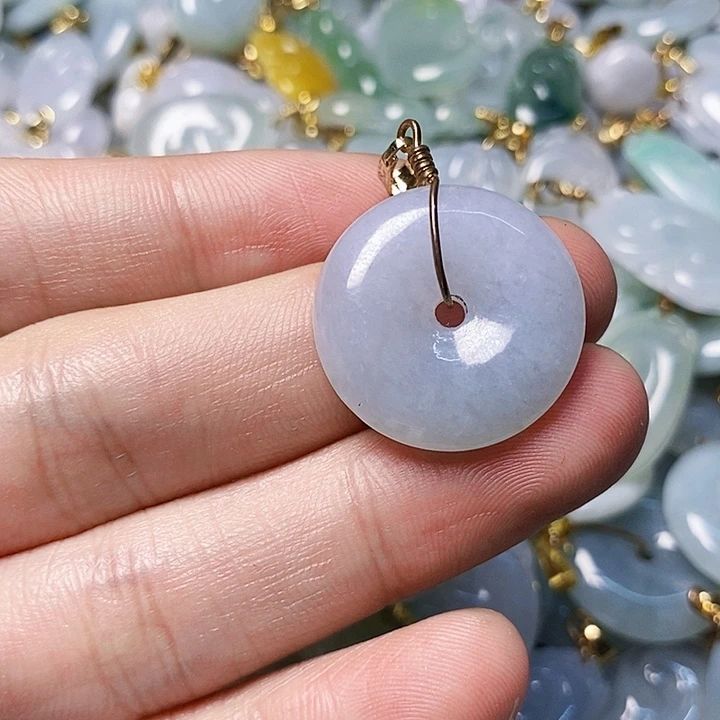 翡翠未镶嵌颈饰天然A货翡翠