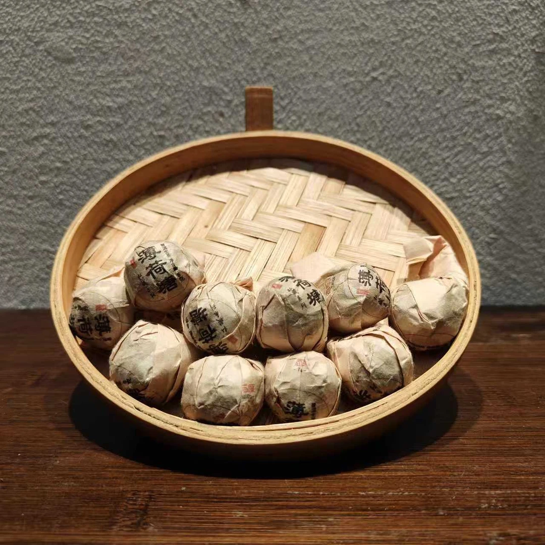 私藏分享【私藏薄荷塘龙珠18年】8g*1颗头春普洱茶生茶（不支持试喝）