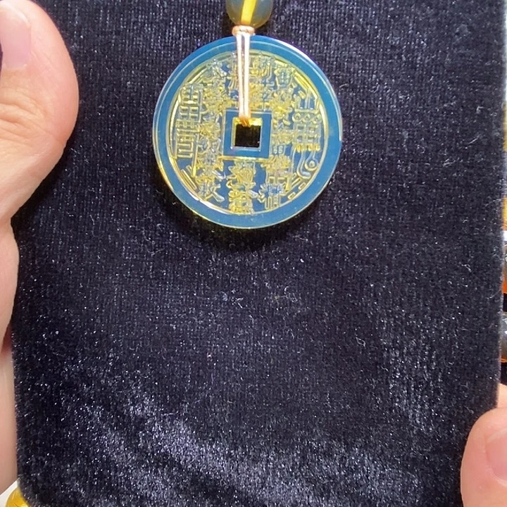 琥珀未镶嵌吊坠(不含链)天然缅甸琥珀金蓝山鬼花钱