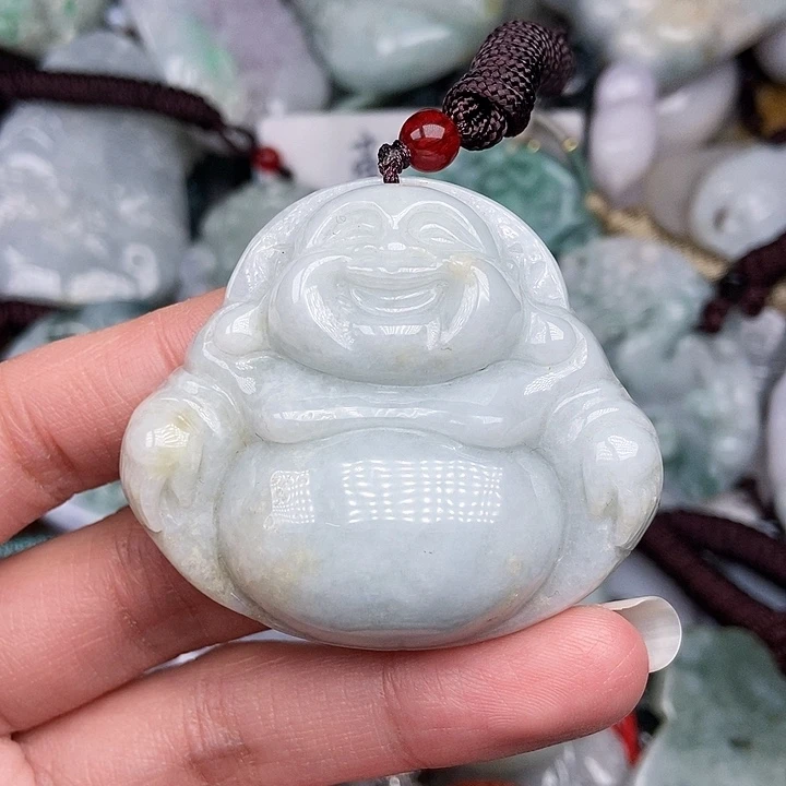 颈饰未镶嵌翡翠心**舞翡翠