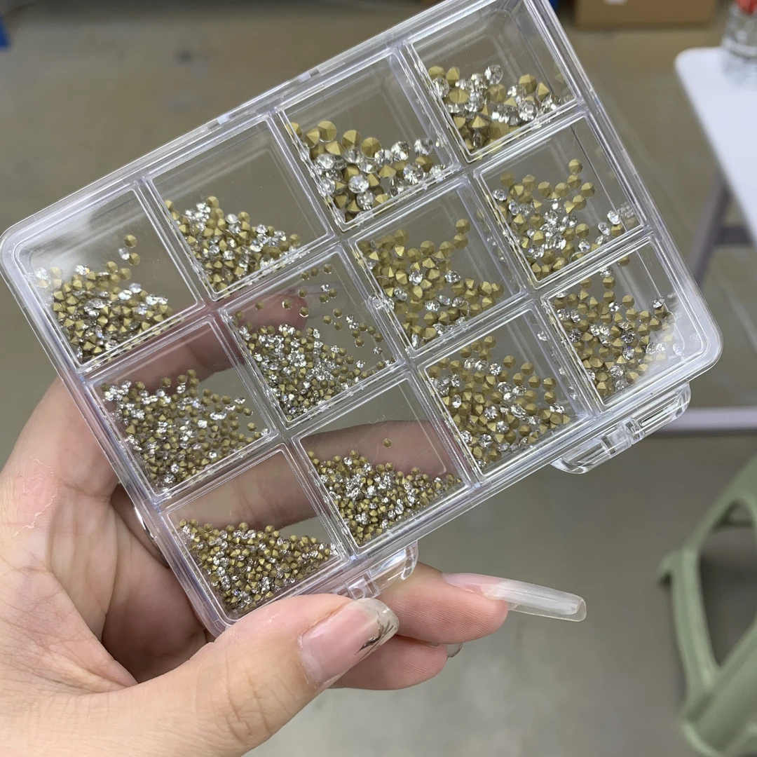 【希妹甄选】美甲12格尖底白钻大小混装