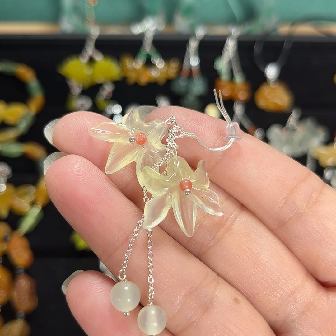 吉****蛇纹石玉银S925镶嵌耳饰