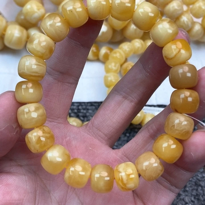 琥珀未镶嵌珠宝奇石9