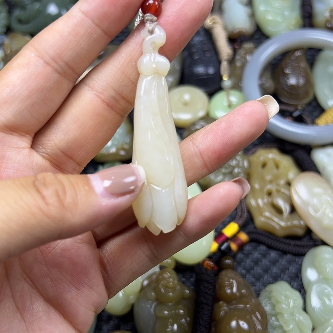 和田玉未镶嵌颈饰俄料，福利漏，卡62