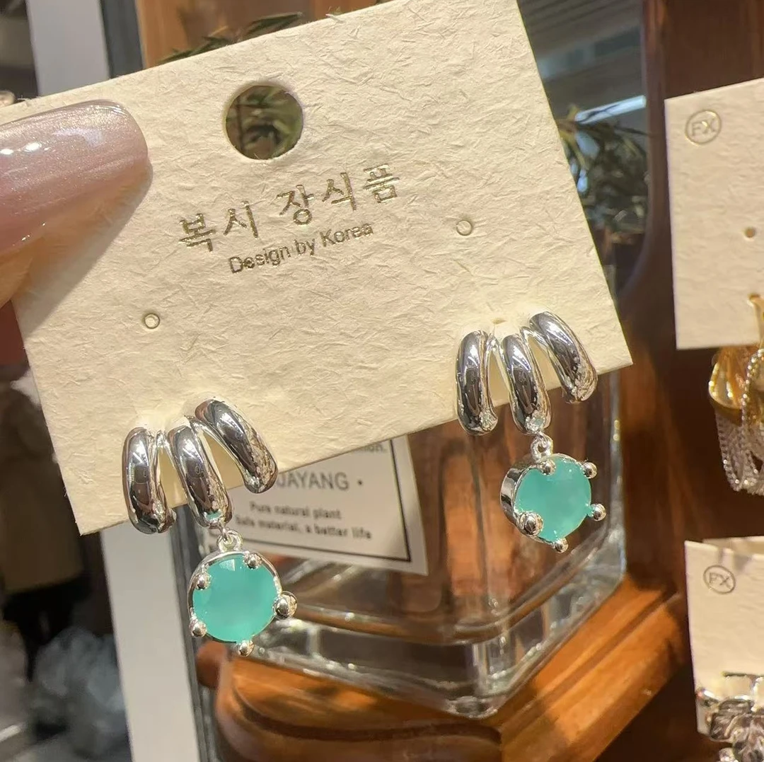 F332蓝色闪闪小猫爪耳钉耳饰