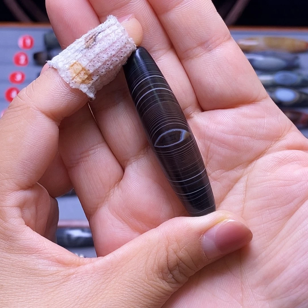 半***面玛瑙/玉髓未镶嵌颈饰