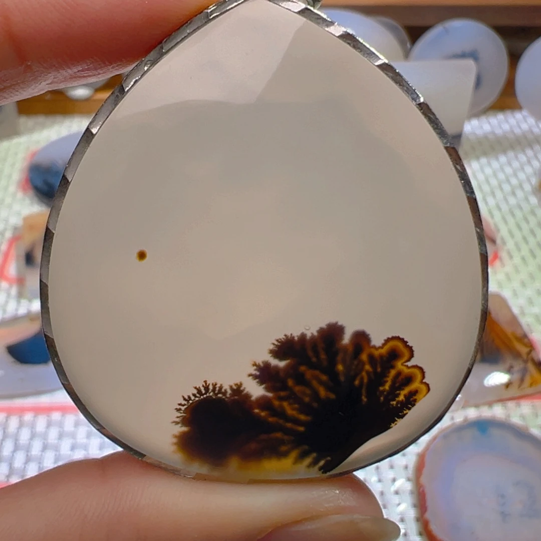 玛瑙/玉髓未镶嵌颈饰