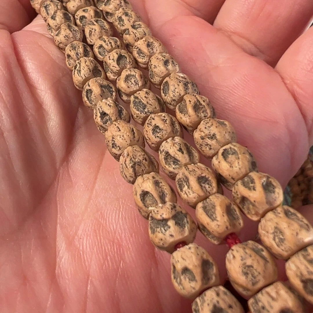 柏香籽/百香籽吊坠F375