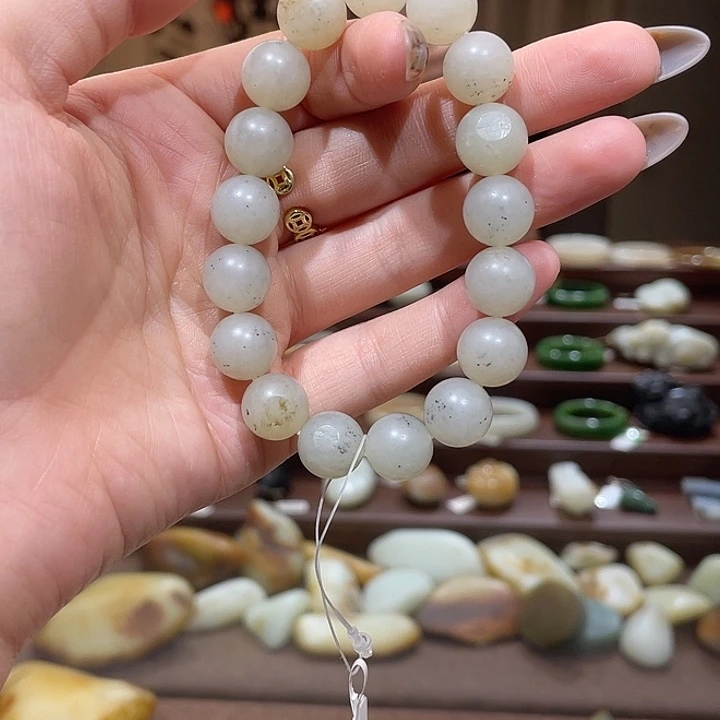 未镶嵌手串和田玉（白玉）白玉点墨青花手串