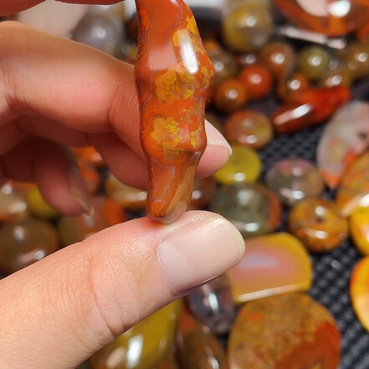 玛瑙/玉髓未镶嵌战国红65