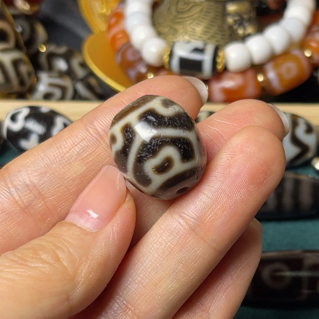 玛瑙/玉髓颈饰未镶嵌高**狼