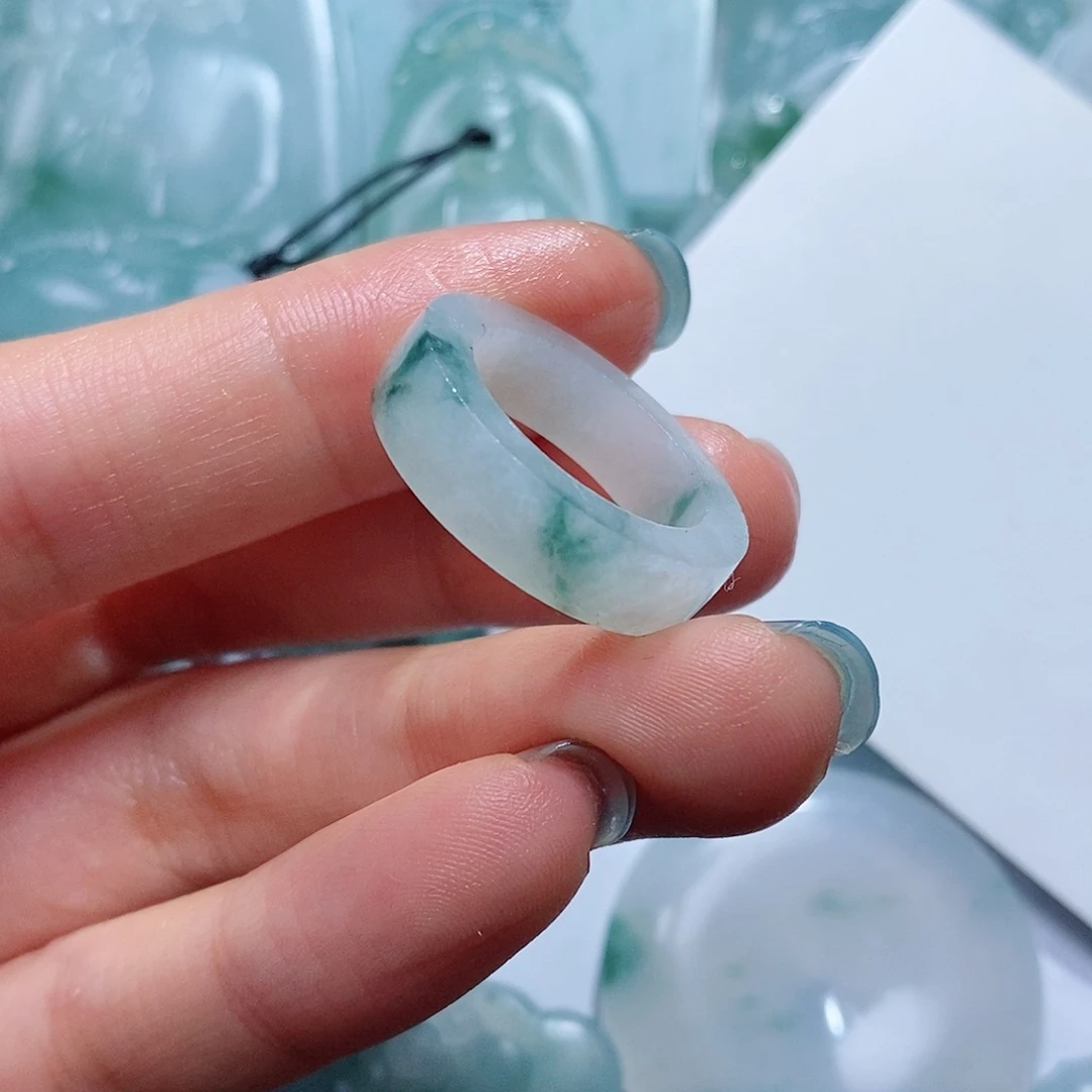 定制翡翠未镶嵌毛货付款后确认抛光