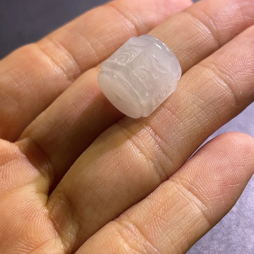 未镶嵌定制翡翠六字