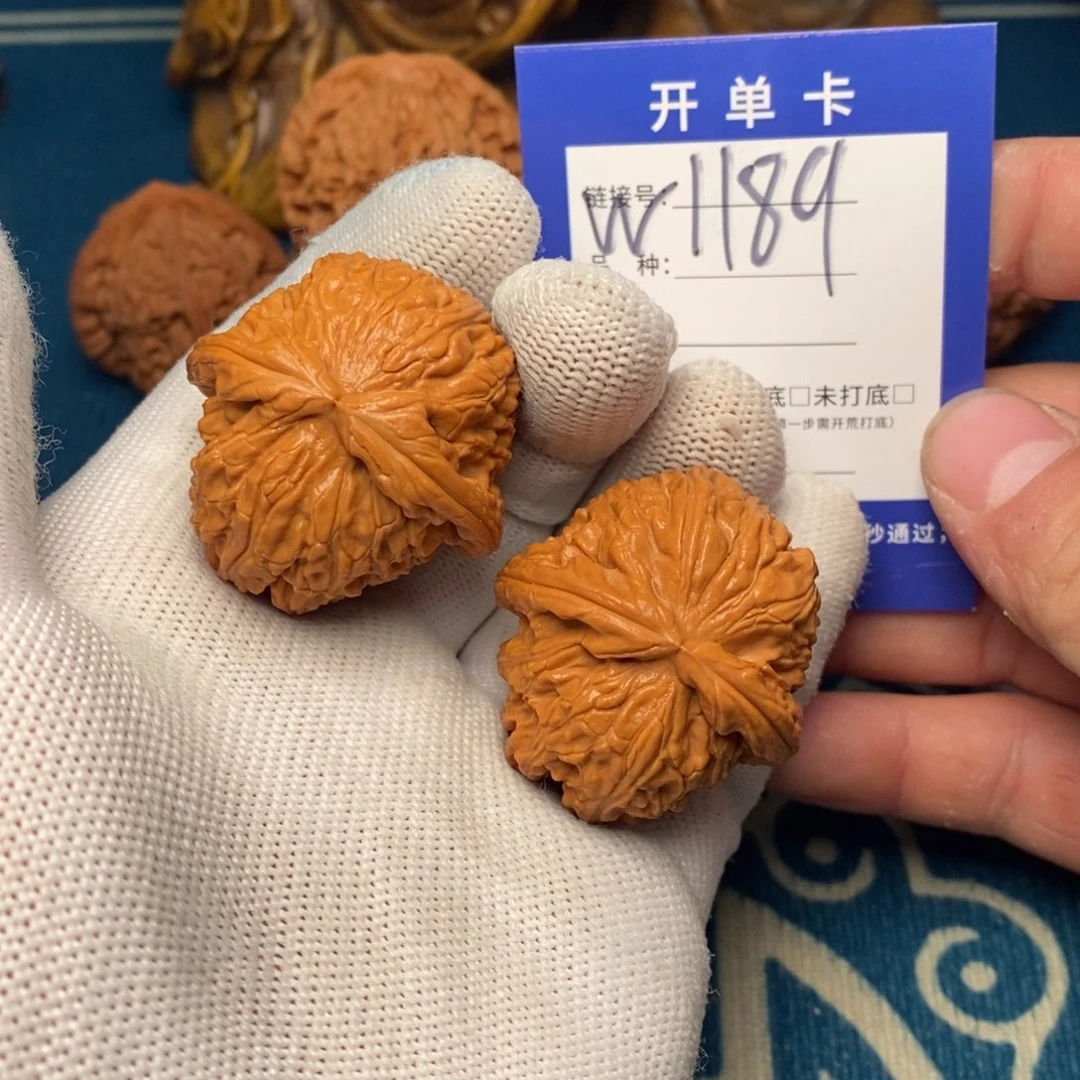 换***情把件文玩核桃文玩