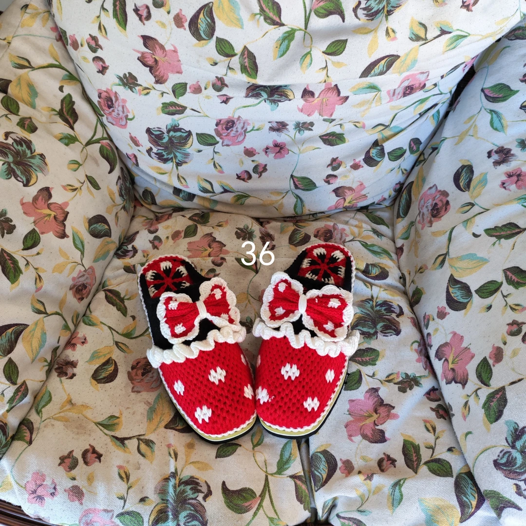 手工编织防滑耐磨婚庆毛线成品拖鞋