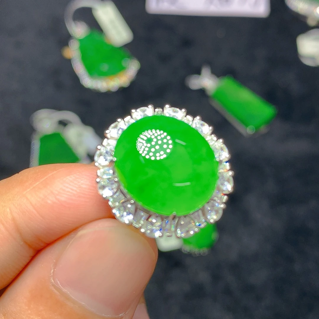 翡翠银S925镶嵌颈饰我