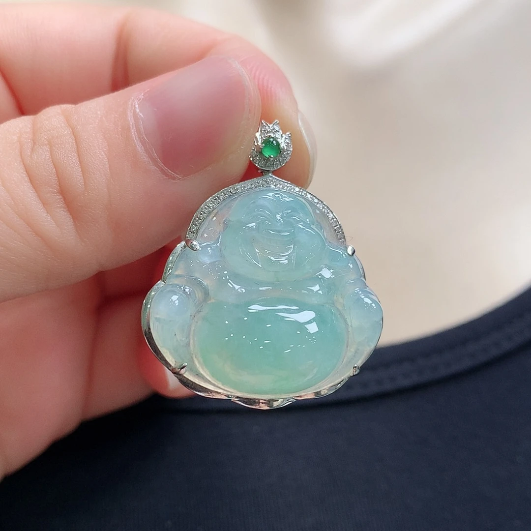 颈饰18K金镶嵌翡翠佛公