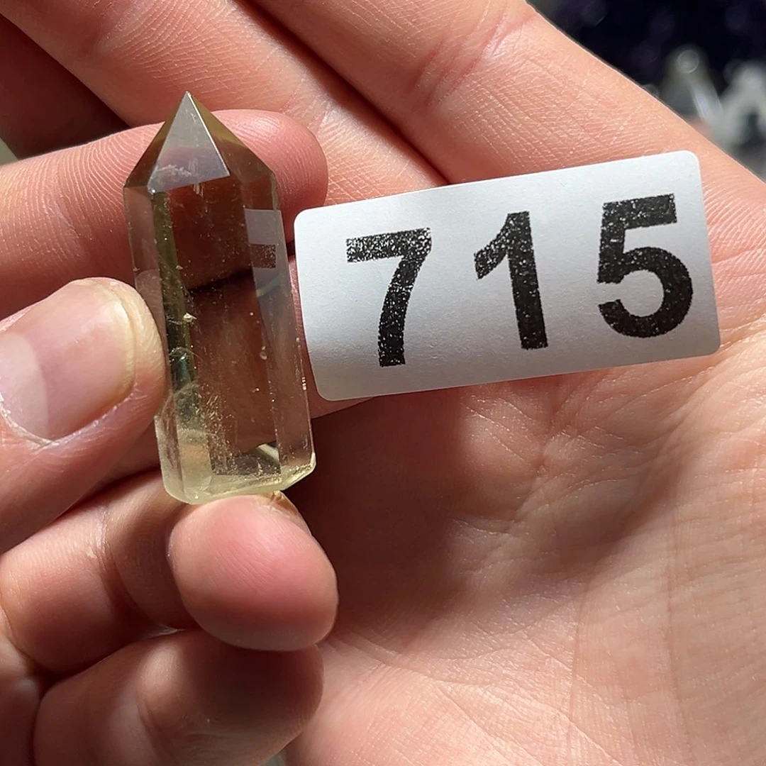 未镶嵌水晶大型摆件（非配饰）