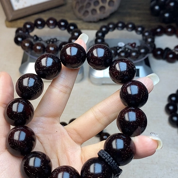 檀香紫檀（小叶紫檀）1.8满