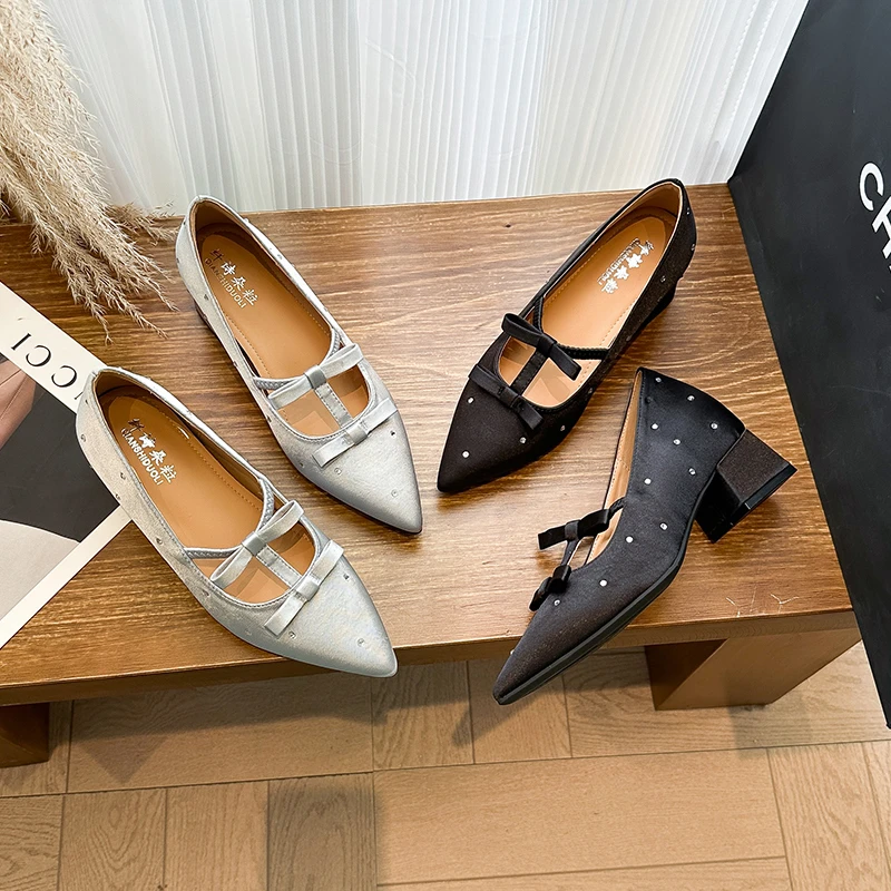 159-1尖头内增高单鞋女2025春夏新款小个子百搭水钻蝴蝶结玛丽珍