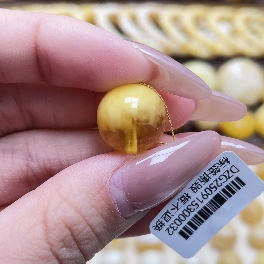 琥珀未镶嵌裸石14.3mm圆珠瑕