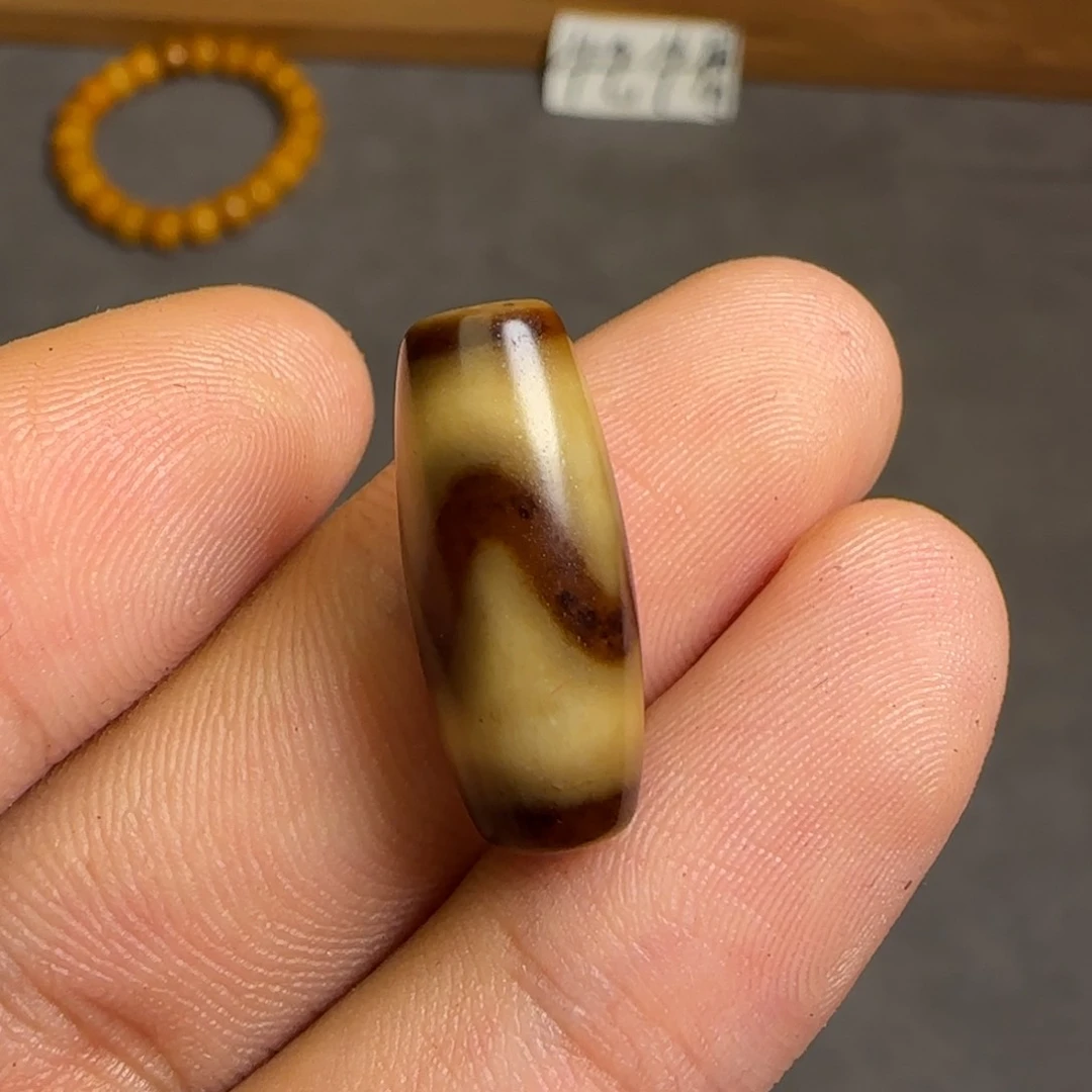 颈饰琉璃?***?琉璃颈饰