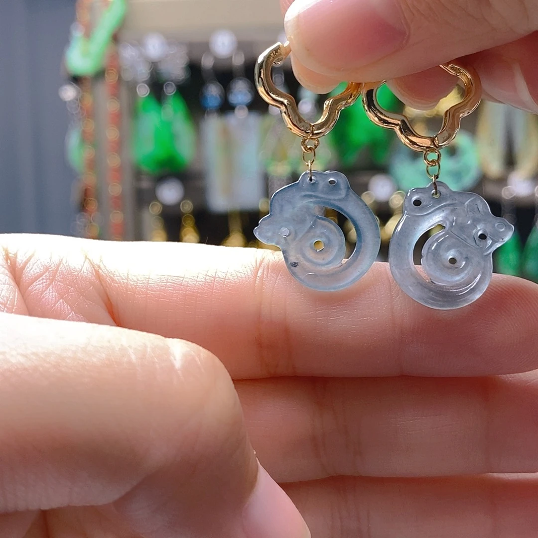 未镶嵌翡翠耳饰翡翠