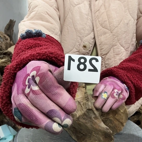 紫*鱼紫砂的味道很好闻啊好