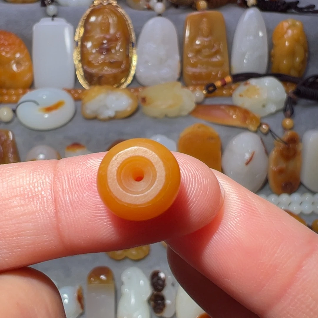 和田玉未镶嵌吊坠(不含链)