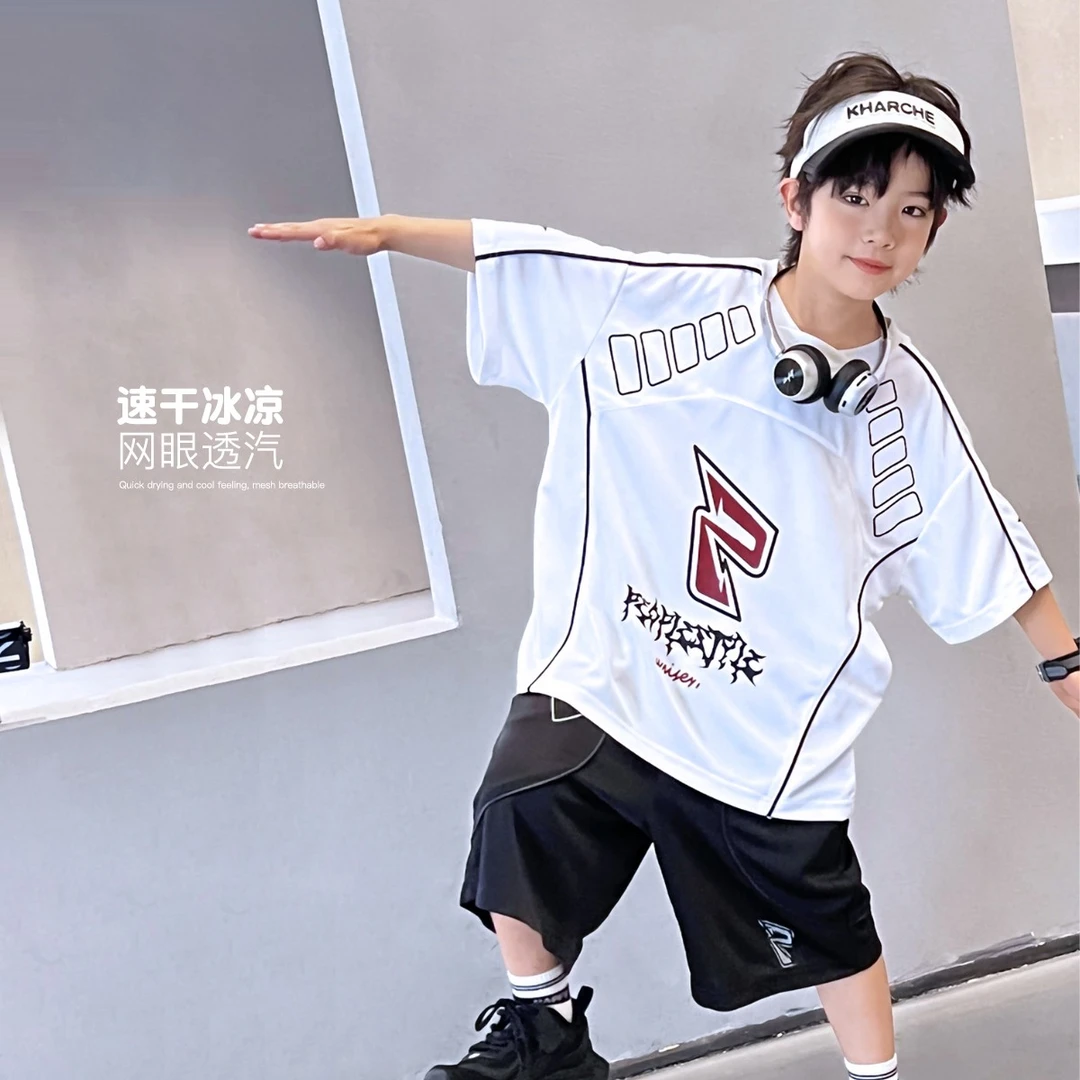 男童套装儿童夏季薄款短袖T恤中大童套装短裤运动两件套 505765O1