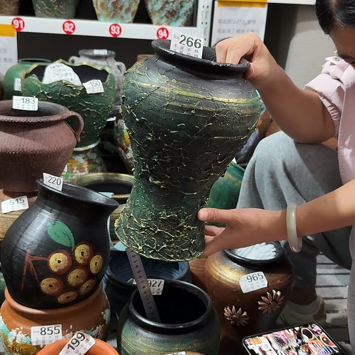 瑕疵金绿纹路鱼尾266高度28口径12