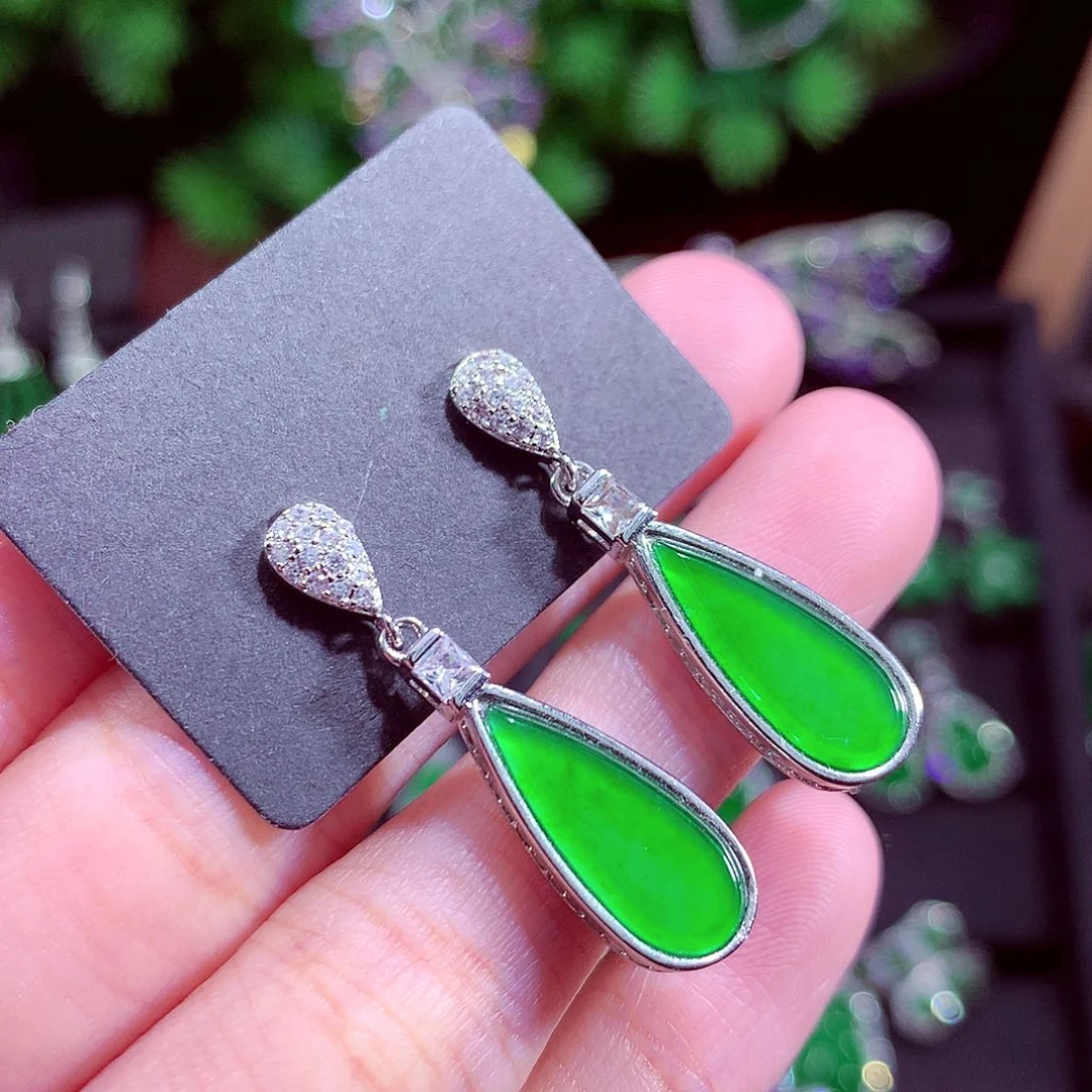 颈饰未镶嵌翡翠天然