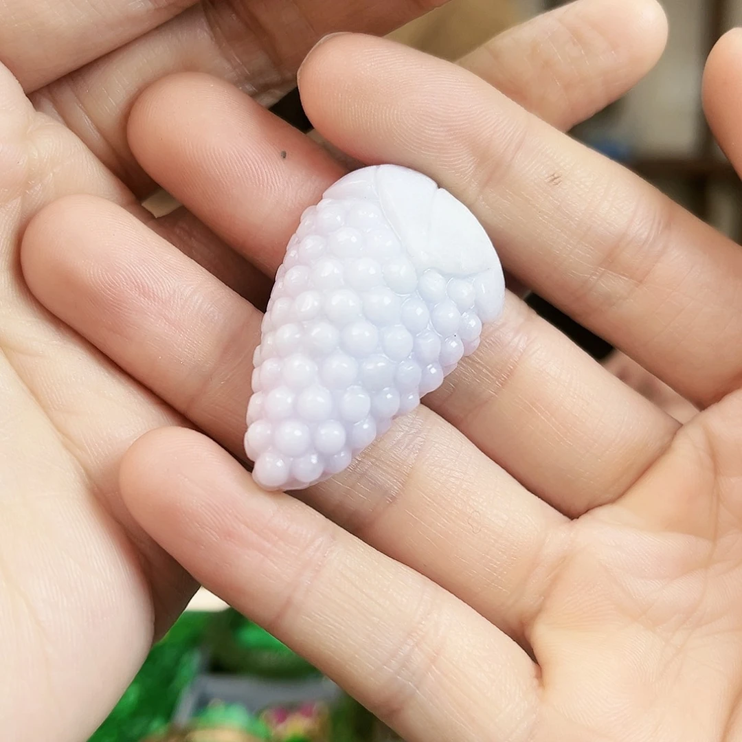 翡翠颈饰未镶嵌吊坠多样性