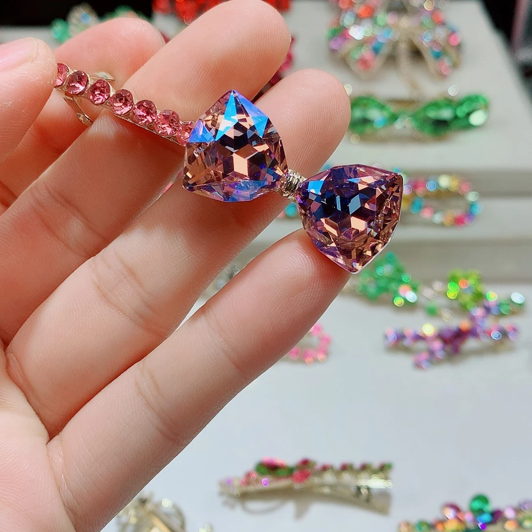 皮质铁合金发饰的时候